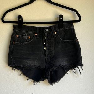 Levi’s 501 NWOT cutoff Shorts